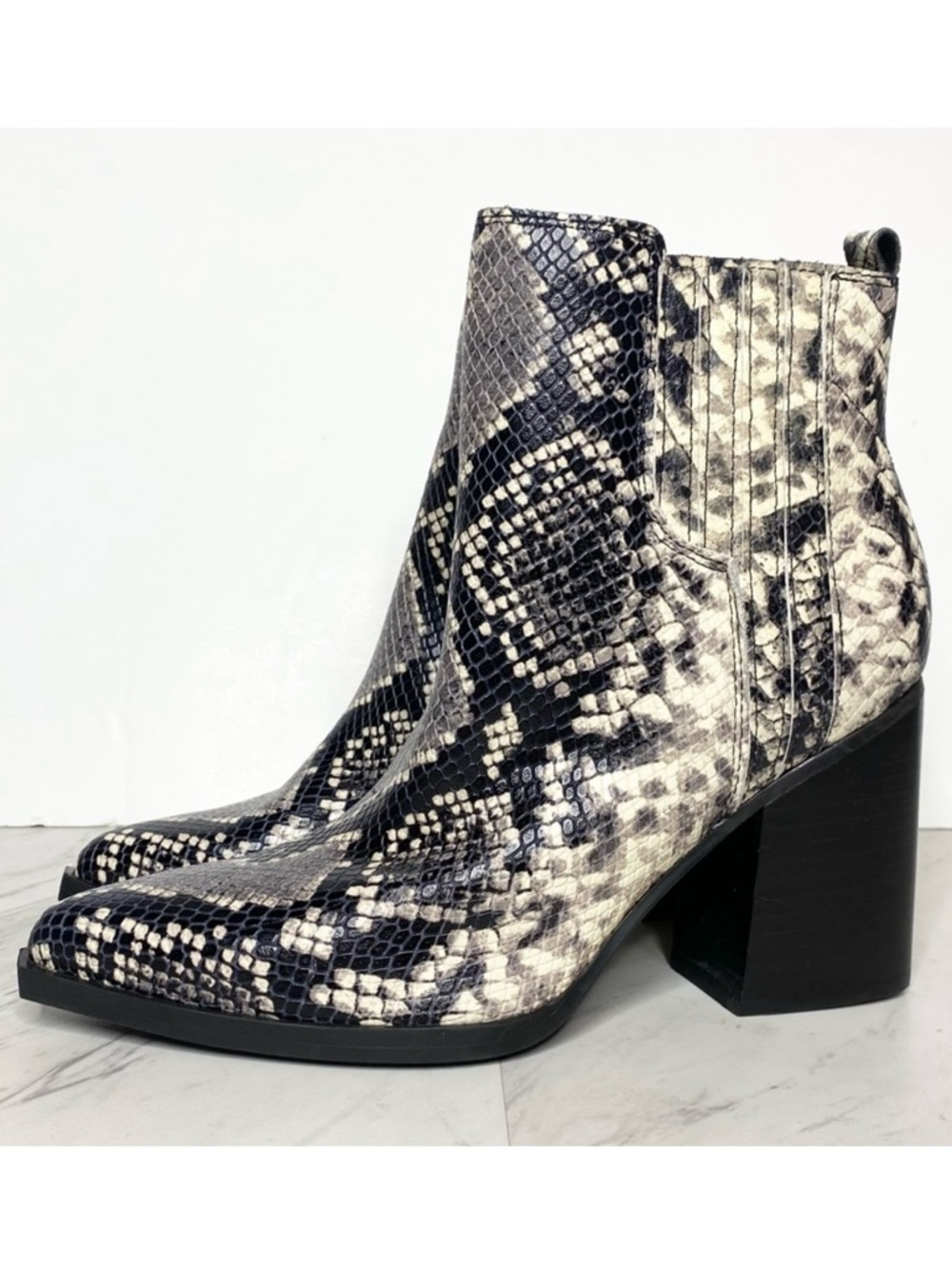 Marc Fisher Oshay Snakeskin Print Leather Pointy Toe Heeled Bootie 7 1/2 M